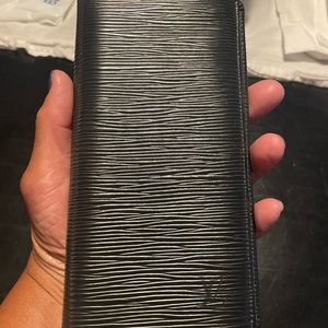 Louis Vuitton Epi Wallet